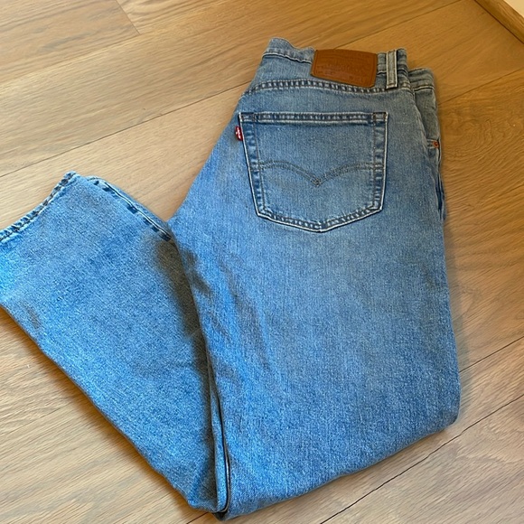 Men’s Levi’s 32 x32 blue jeans 512